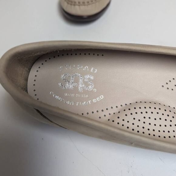 SAS Nubuck Perforated Slip On Leather Loafer Linen Color Size 7N - Picture 6 of 10